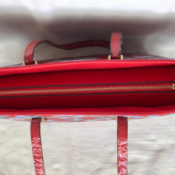 Cooco Design Handbag Shoulder Tote - Red Floral - Picture 5 of 8